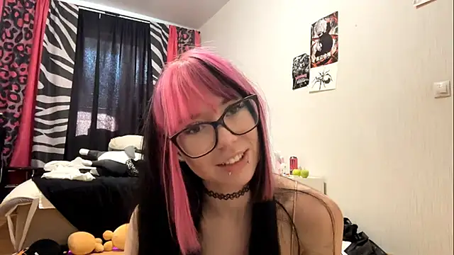 WifeAileen online show from June 3, 2026, 1:12 pm
