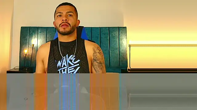 Enzo Vitale  online show from April 16, 2026, 11:55 am