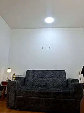 Enzo Vitale  online show from April 7, 2026, 11:56 am