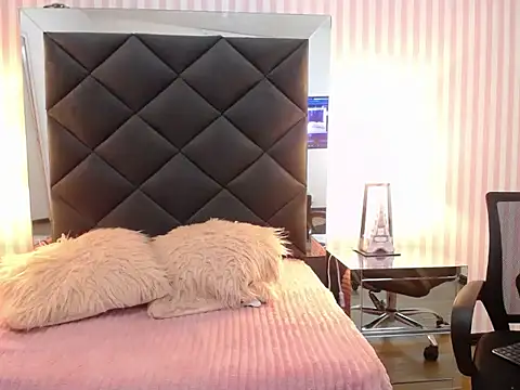 Samy Lee01 online show from April 14, 2026, 12:21 pm