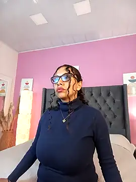 Wolfamara online show from April 13, 2026, 1:15 pm