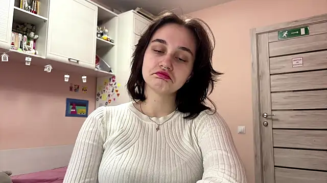 NoraSweetie online show from April 15, 2026, 3:16 pm