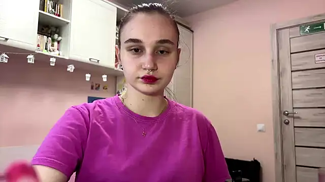 NoraSweetie online show from April 11, 2026, 3:16 pm