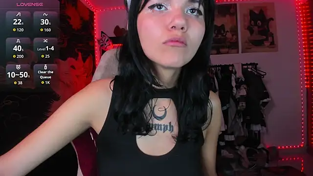 Anneharperr online show from April 7, 2026, 5:31 am