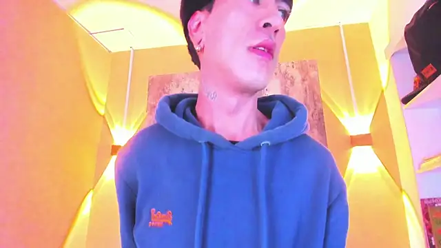 PODEROSO SAMAEL online show from April 11, 2026, 3:36 am