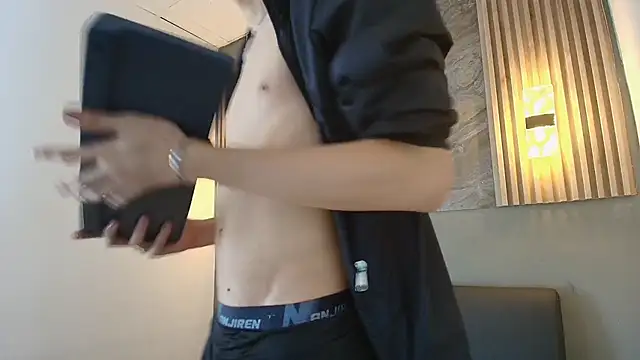 KENNY HANK online show from April 11, 2026, 8:18 am