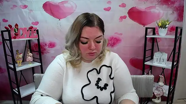 AdelinaMaster online show from April 13, 2026, 11:14 am