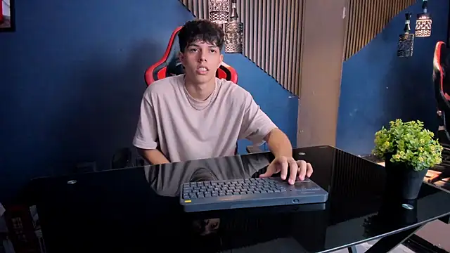 DamiaanXx online show from April 9, 2026, 1:06 pm