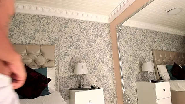 DannTaylor online show from April 11, 2026, 12:09 pm