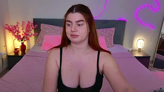 moneyforPeaches online show from April 16, 2026, 9:39 pm