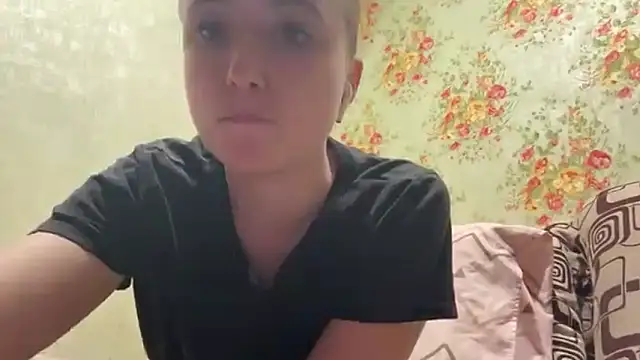 SabinaHaggen online show from April 16, 2026, 8:09 pm