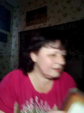 AuroKaria online show from April 6, 2026, 12:28 pm