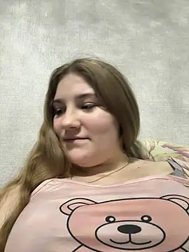 Flowers454 online show from April 6, 2026, 10:11 pm