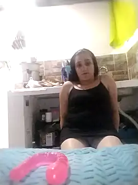 vegonicarouge online show from April 7, 2026, 10:44 pm