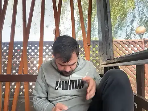 armandomoir online show from April 25, 2026, 2:36 pm