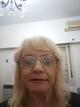 MatureElegantWidow online show from May 11, 2026, 1:18 am