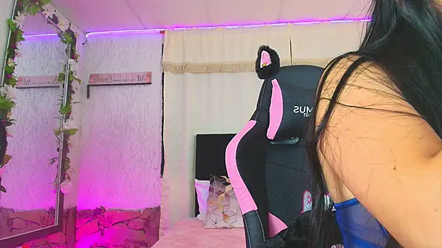 molly bick online show from April 16, 2026, 2:40 pm