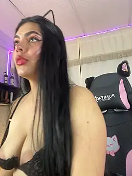 molly bick online show from April 17, 2026, 2:47 am