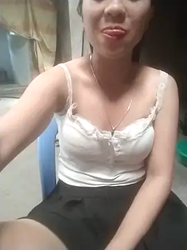 Zara Lina online show from April 21, 2026, 4:52 am