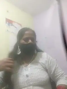 SEEMA 012 online show from April 13, 2026, 5:33 am