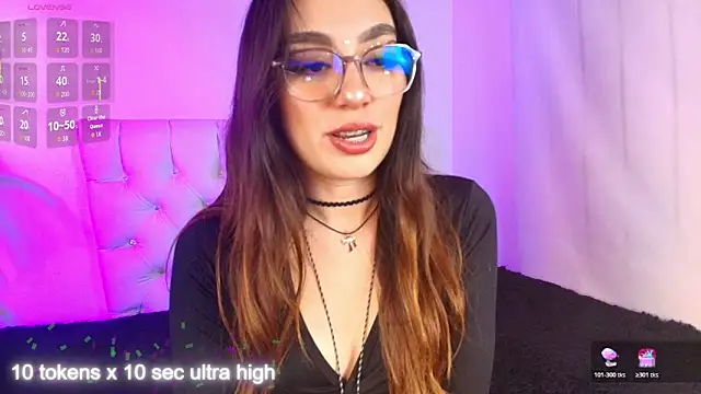 ammy gloww online show from April 17, 2026, 7:11 am