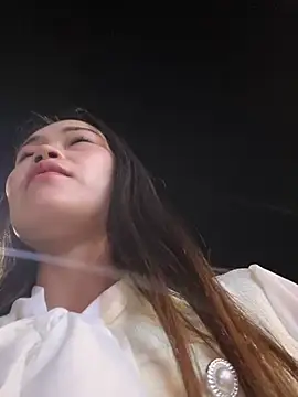 saosao-11 online show from April 17, 2026, 1:14 pm