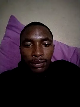 Snapshot of alphamale25 chatting on April 23, 2026, 7:04 pm alphamale25 online show from April 23, 2026, 7:04 pm
