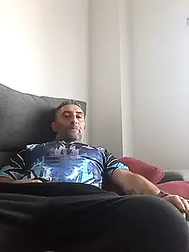 danko2979 online show from April 17, 2026, 2:31 pm