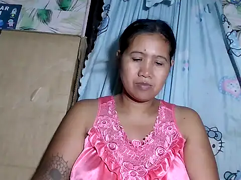  SweetSmile online show from April 14, 2026, 2:22 pm