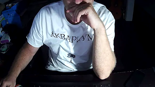Snapshot of Shalun2000 chatting on June 29, 2026, 3:13 am Shalun2000 online show from June 29, 2026, 3:13 am