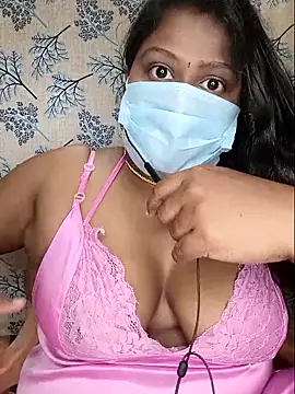 Romantic Woman online show from April 16, 2026, 9:39 pm