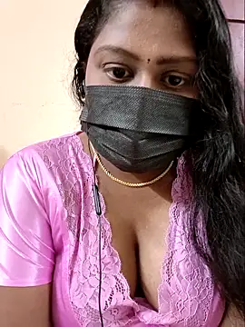 Romantic Woman online show from April 15, 2026, 6:01 pm