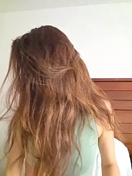 Snapshot of CelineBoyer_ chatting on May 31, 2026, 8:53 pm CelineBoyer online show from May 31, 2026, 8:53 pm
