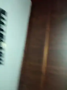 Laacoluu online show from April 9, 2026, 2:57 am