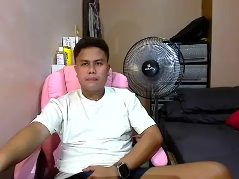 tipsy butter online show from June 19, 2026, 12:44 pm