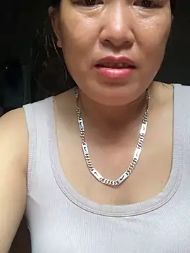 Snapshot of candy-beo chatting on May 15, 2026, 10:52 pm candy-beo online show from May 15, 2026, 10:52 pm