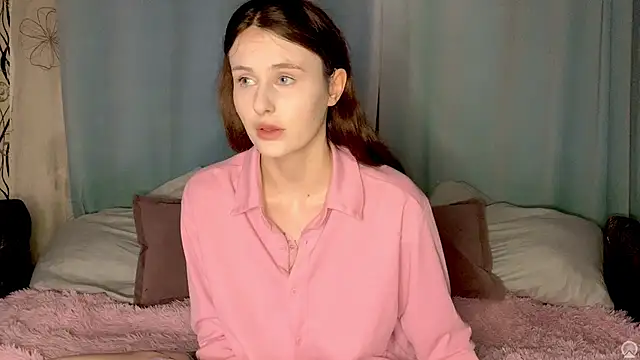 Snapshot of NessBarre chatting on June 8, 2026, 7:36 pm NessBarre online show from June 8, 2026, 7:36 pm