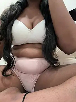 reddypilla2026 online show from May 6, 2026, 4:22 pm