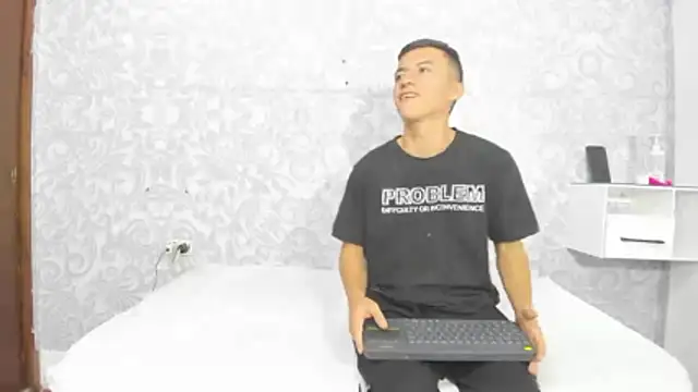 DilanAndKing online show from April 9, 2026, 1:28 pm