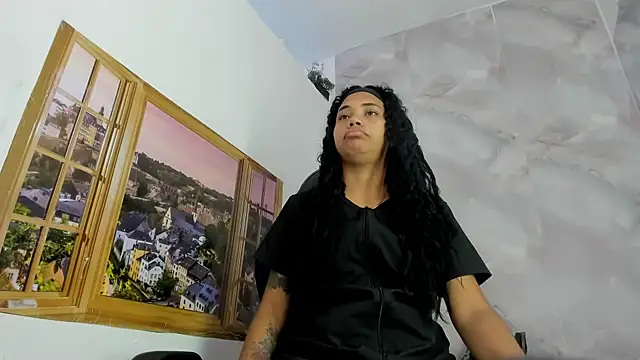 Snapshot of EllyBloom chatting on June 20, 2026, 1:49 pm EllyBloom online show from June 20, 2026, 1:49 pm