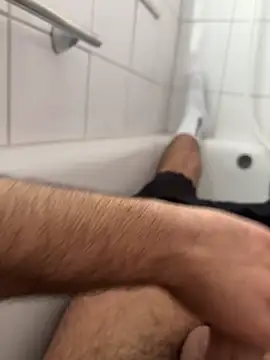 BIGGCOCK20CM online show from April 5, 2026, 10:00 am