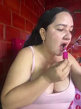 Snapshot of Fresita-12 chatting on May 27, 2026, 6:48 pm Fresita-12 online show from May 27, 2026, 6:48 pm