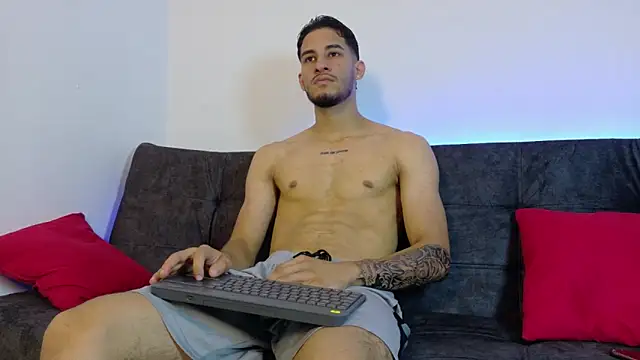 JakeMonroe online show from July 21, 2026, 11:28 pm