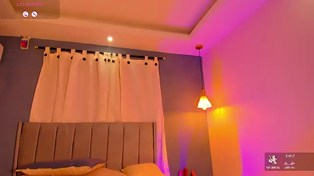 sweetkimmie  online show from April 13, 2026, 11:14 am