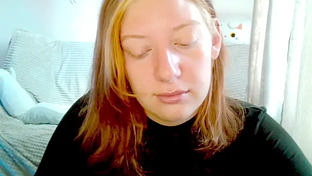Snapshot of earn_my_lily chatting on April 26, 2026, 7:38 am earn my lily online show from April 26, 2026, 7:38 am