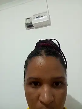 SunKissedDoll online show from April 8, 2026, 2:40 pm