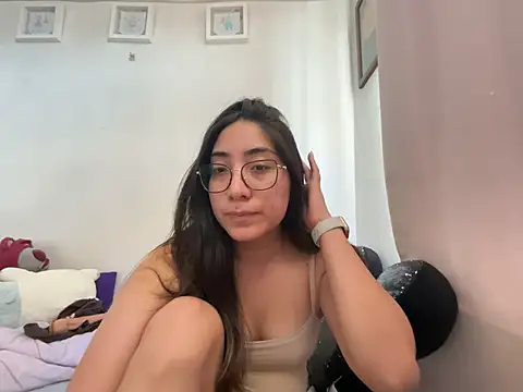 vampiralatina online show from July 9, 2026, 6:29 pm