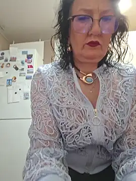 LaliaMia online show from April 12, 2026, 12:47 am