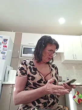 Snapshot of LaliaMia chatting on February 18, 2026, 4:43 am LaliaMia online show from February 18, 2026, 4:43 am