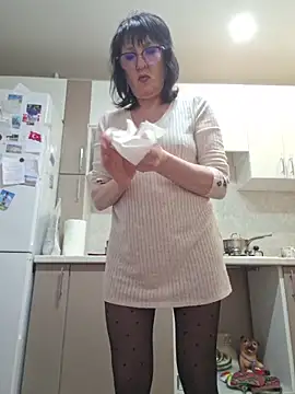 Snapshot of LaliaMia chatting on February 3, 2026, 3:15 am LaliaMia online show from February 3, 2026, 3:15 am